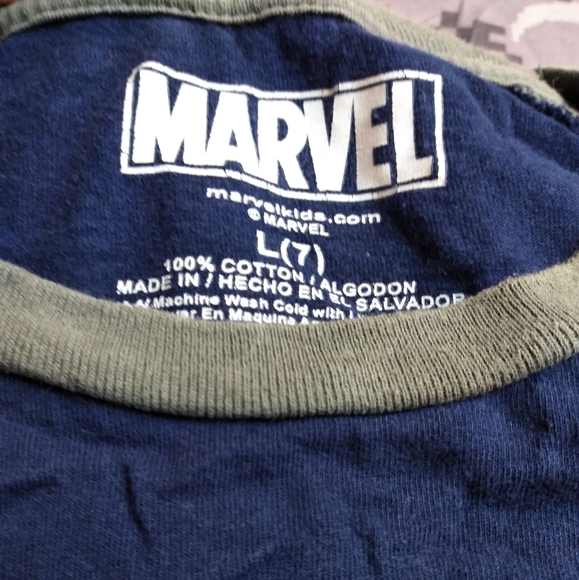 Avengers long sleeve tee - Picture 3 of 3